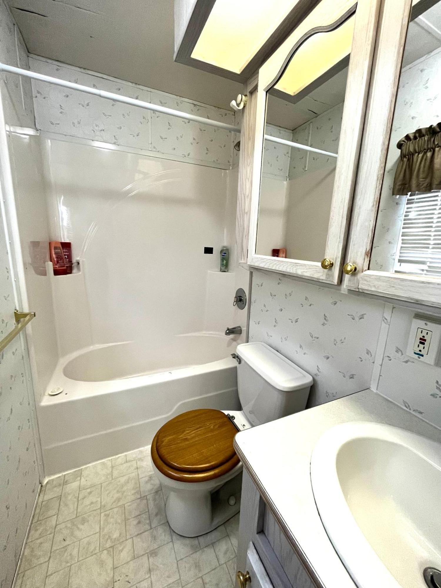 Roberts Roost Resort Quesnel Εξωτερικό φωτογραφία